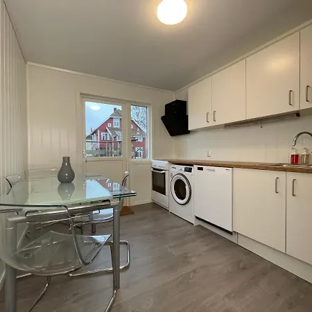 Central Ap 9 Generous Rooftop Terrace Leilighet