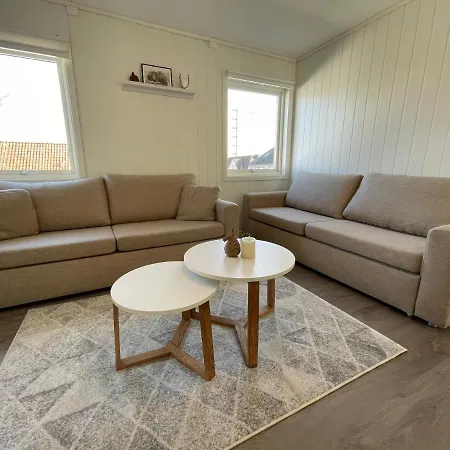 Central At Bertis Ap 9 Generous Rooftop Terrace Apartment *